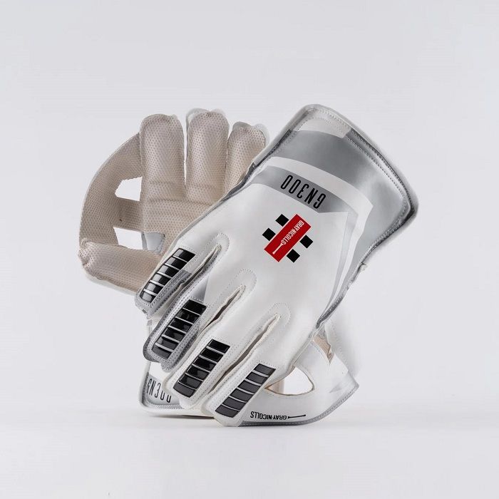 CRICKET WICKET KEEPER GLOVES